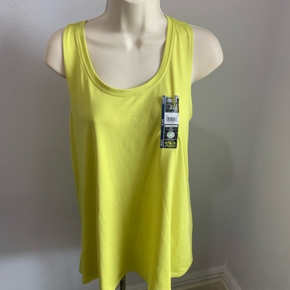 NWT Athletic Works Racerback Top Moisture Wick Size Med ***See Measurements***